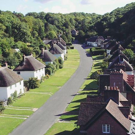 Hotel Hambro Arms Milton Abbas Esterno foto