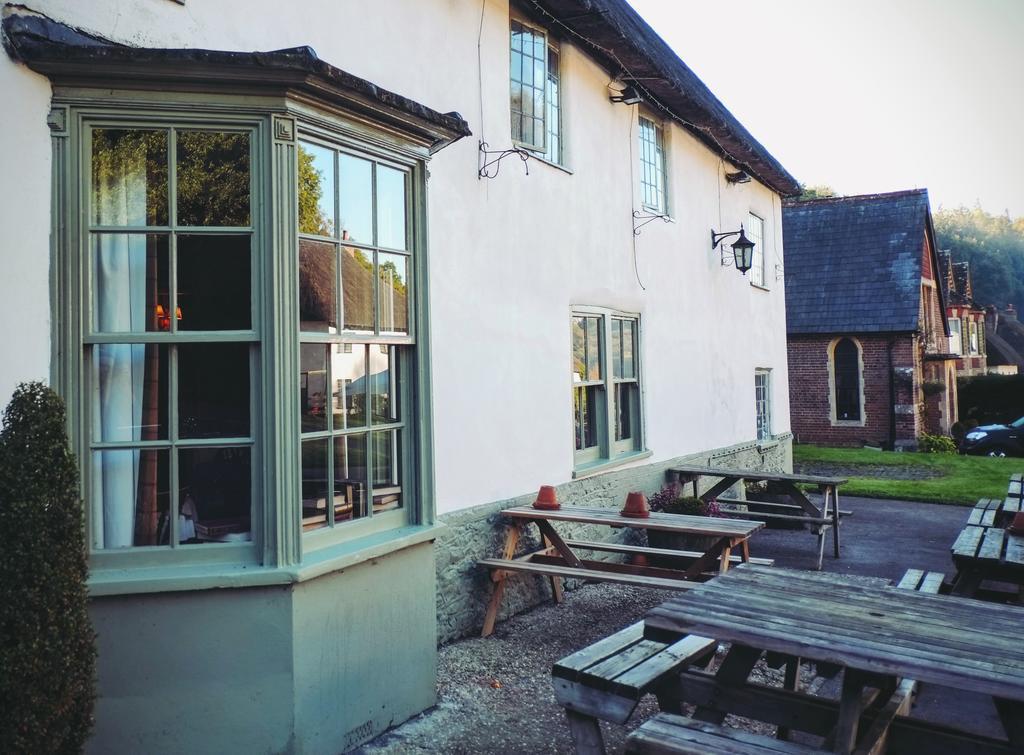 Hotel Hambro Arms Milton Abbas Esterno foto
